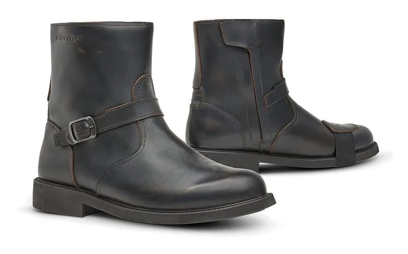 Forma Bolt Waterproof — vegan motorcycle boot